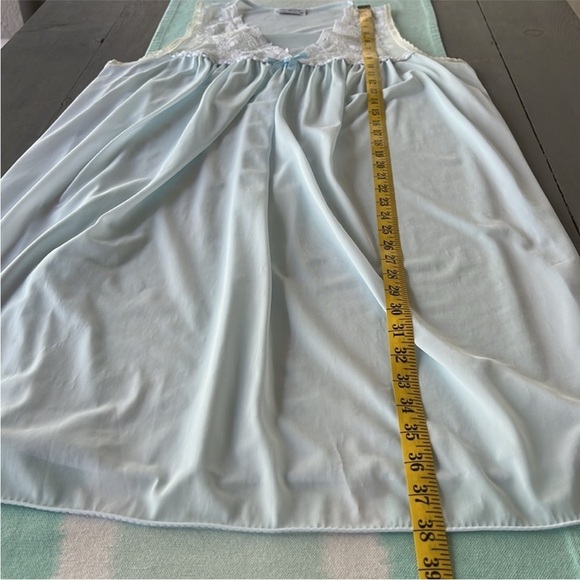 Vintage Vanity Fair Light Blue Nylon Lace Nightgown Robe Set M USA Made - Picture 14 of 15